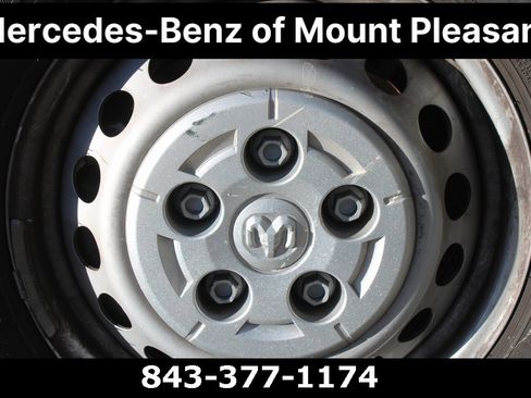 Used 2025 RAM ProMaster 2500 w/ Convenience Group image 31