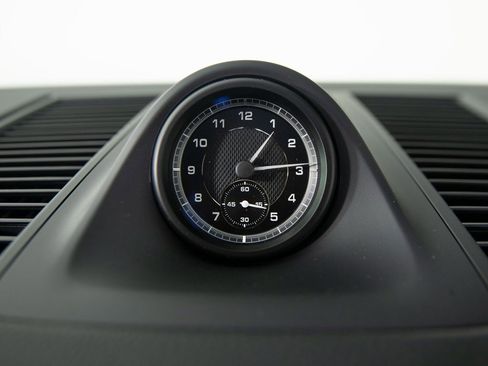 New 2026 Porsche Macan S image 25