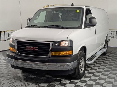 Used 2024 GMC Savana 2500 w/ Driver Convenience Package image 3