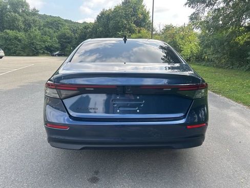 Used 2025 Honda Accord SE image 4