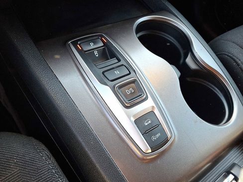 Used 2022 Honda Pilot Sport image 16