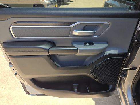 Used 2022 RAM 1500 Big Horn AWD/4WD image 14
