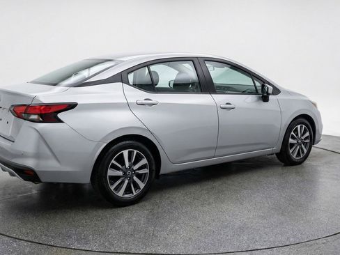 Used 2025 Nissan Versa SV FWD image 9