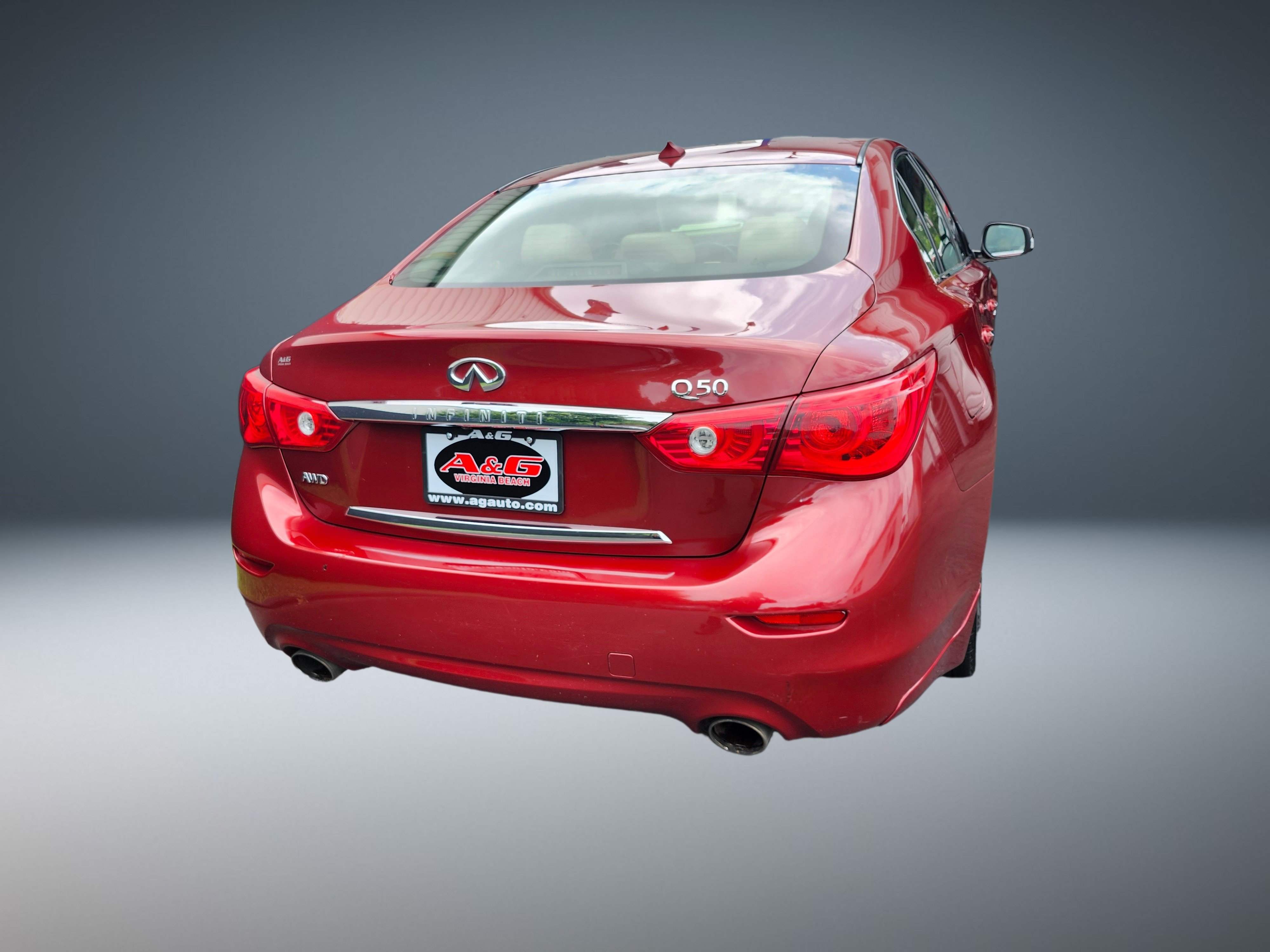 Used 2015 INFINITI Q50 Premium w/ Navigation Package AWD/4WD image 3