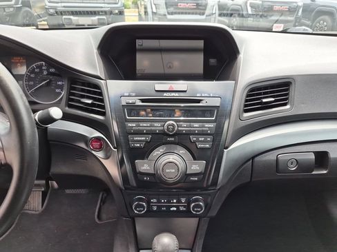 Used 2015 Acura ILX w/ Technology Package FWD image 24