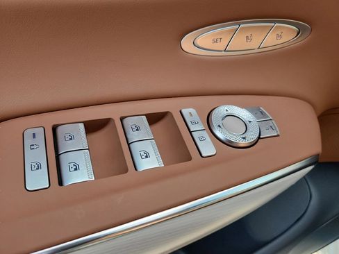 New 2026 Genesis GV70 2.5T Advanced image 25