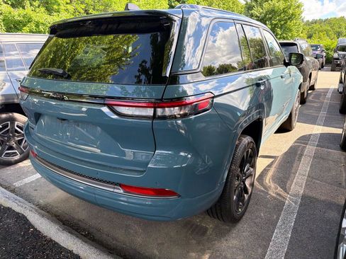 New 2026 Jeep Grand Cherokee Limited AWD/4WD image 2