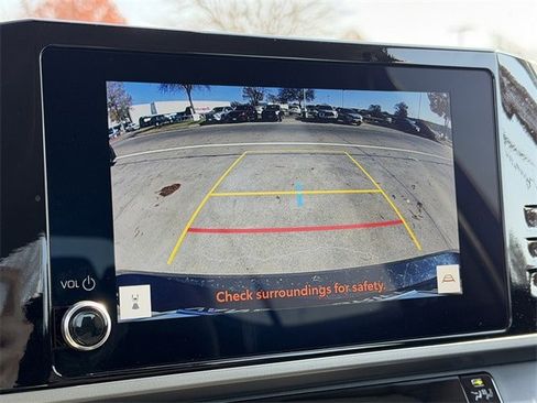 Certified 2025 Toyota Camry LE image 18