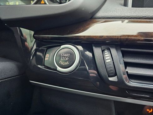 Used 2014 BMW X5 xDrive35i w/ M Sport image 39