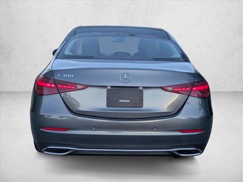 Used 2022 Mercedes-Benz C 300 Sedan image 4