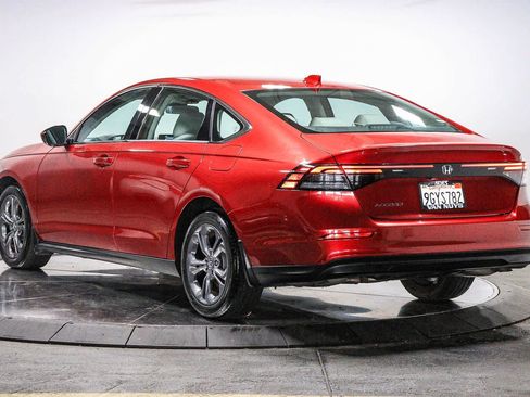 Used 2023 Honda Accord EX image 2