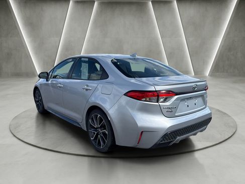Used 2022 Toyota Corolla SE w/ Carpet Mat Package (TMS) FWD image 5