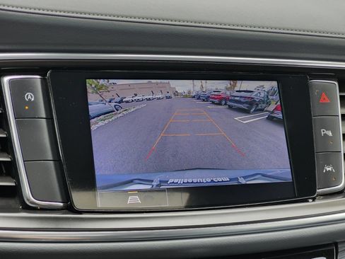 Used 2023 Buick Enclave Essence w/ Experience Buick Package FWD image 22