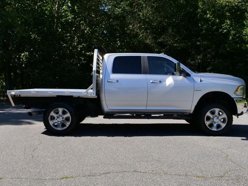 Used 2018 RAM 2500 Big Horn image 49