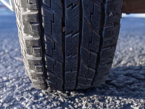 Used 2020 GMC Sierra 3500 4x4 Crew Cab w/ Gooseneck/5TH Wheel Package image 36