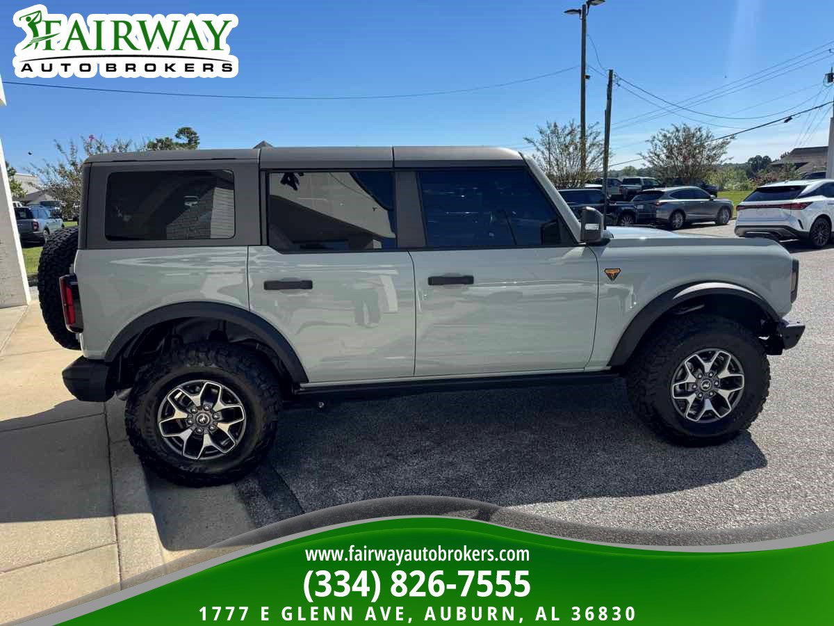 Used 2024 Ford Bronco Badlands AWD/4WD image 5