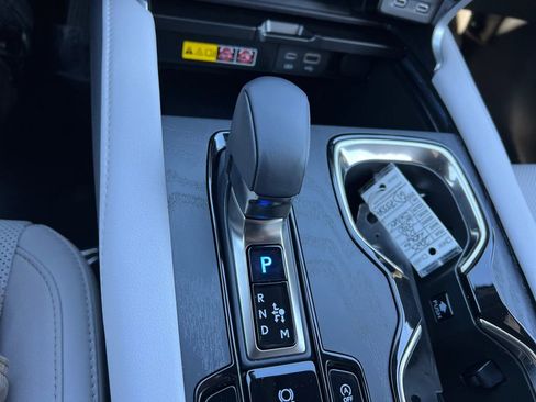 Certified 2025 Lexus RX 350 Premium w/ Accessory Package (Z1) image 24