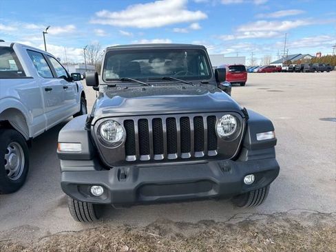 Used 2023 Jeep Wrangler Sport S image 2