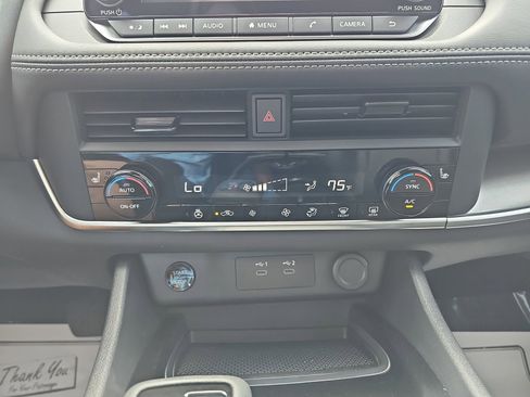Used 2026 Nissan Rogue SV AWD/4WD image 25