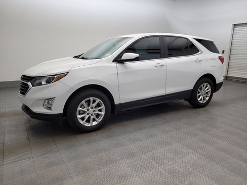 Used 2021 Chevrolet Equinox LT w/ LPO, Floor Liner Package FWD image 2