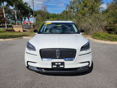 Used 2020 Lincoln Aviator Reserve w/ Equipment Group 201A image 2