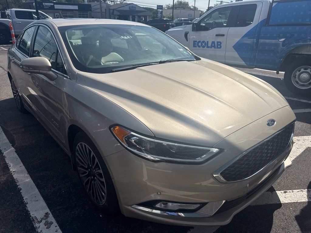 Used 2017 Ford Fusion Energi Platinum FWD image 4