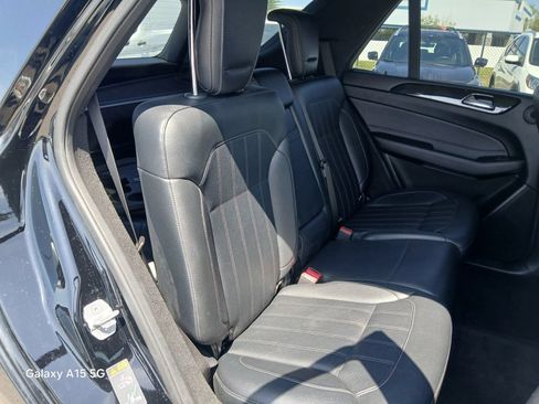 Used 2018 Mercedes-Benz GLE 350 w/ Premium 1 Package image 16