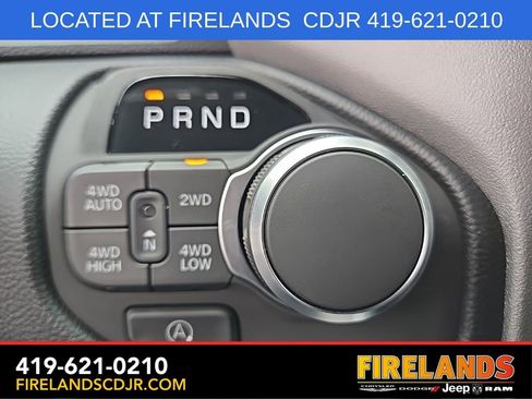 New 2026 RAM 1500 4x4 Crew Cab image 16