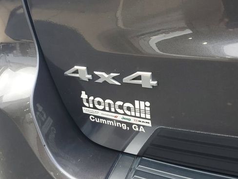 Certified 2018 Jeep Grand Cherokee Summit w/ Platinum Series Group image 9