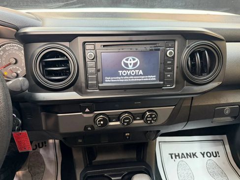 Used 2019 Toyota Tacoma SR RWD image 23