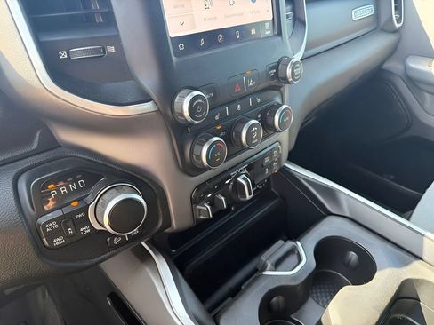 Used 2022 RAM 1500 Big Horn AWD/4WD image 13