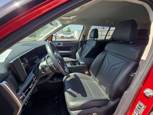 Used 2025 Hyundai Santa Fe SEL AWD/4WD image 10