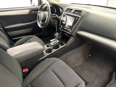 Used 2019 Subaru Outback 2.5i Premium AWD/4WD image 27