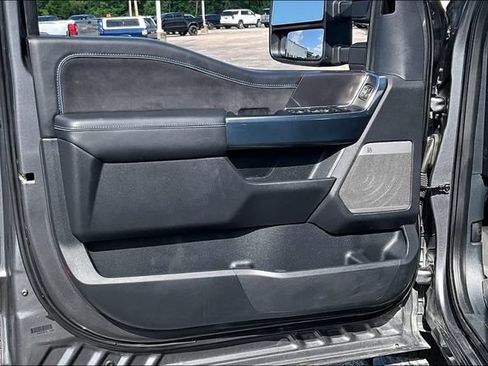 Used 2025 Ford F150 Platinum w/ FX4 Off-Road Package AWD/4WD image 21