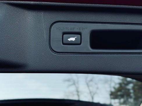 New 2026 Honda Pilot Touring image 12