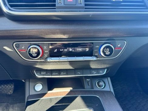 Certified 2023 Audi Q5 2.0T Premium w/ Convenience Package AWD/4WD image 34