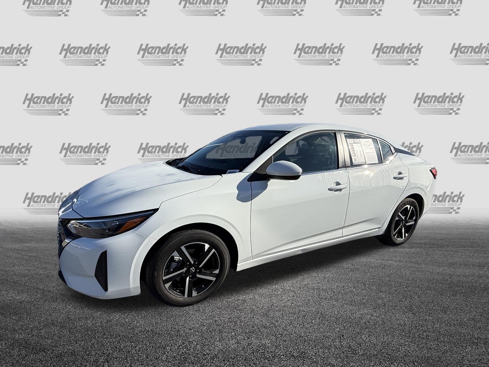 Used 2025 Nissan Sentra SV FWD image 5