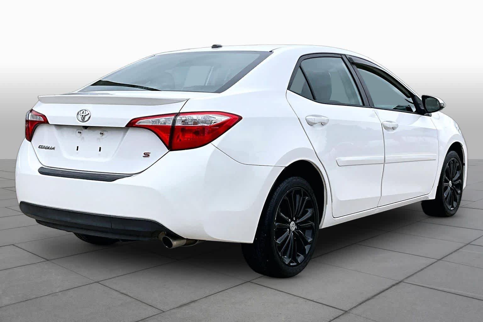 Used 2016 Toyota Corolla S w/ Driver Convenience Package FWD image 12
