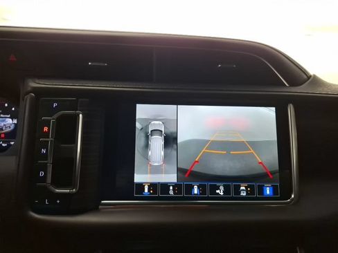 Used 2023 GMC Yukon Denali AWD/4WD image 33