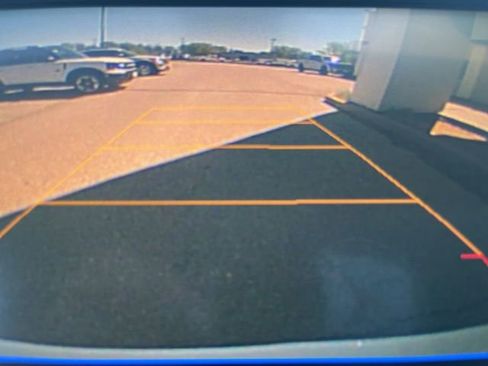 Used 2021 Chevrolet Equinox LT image 28