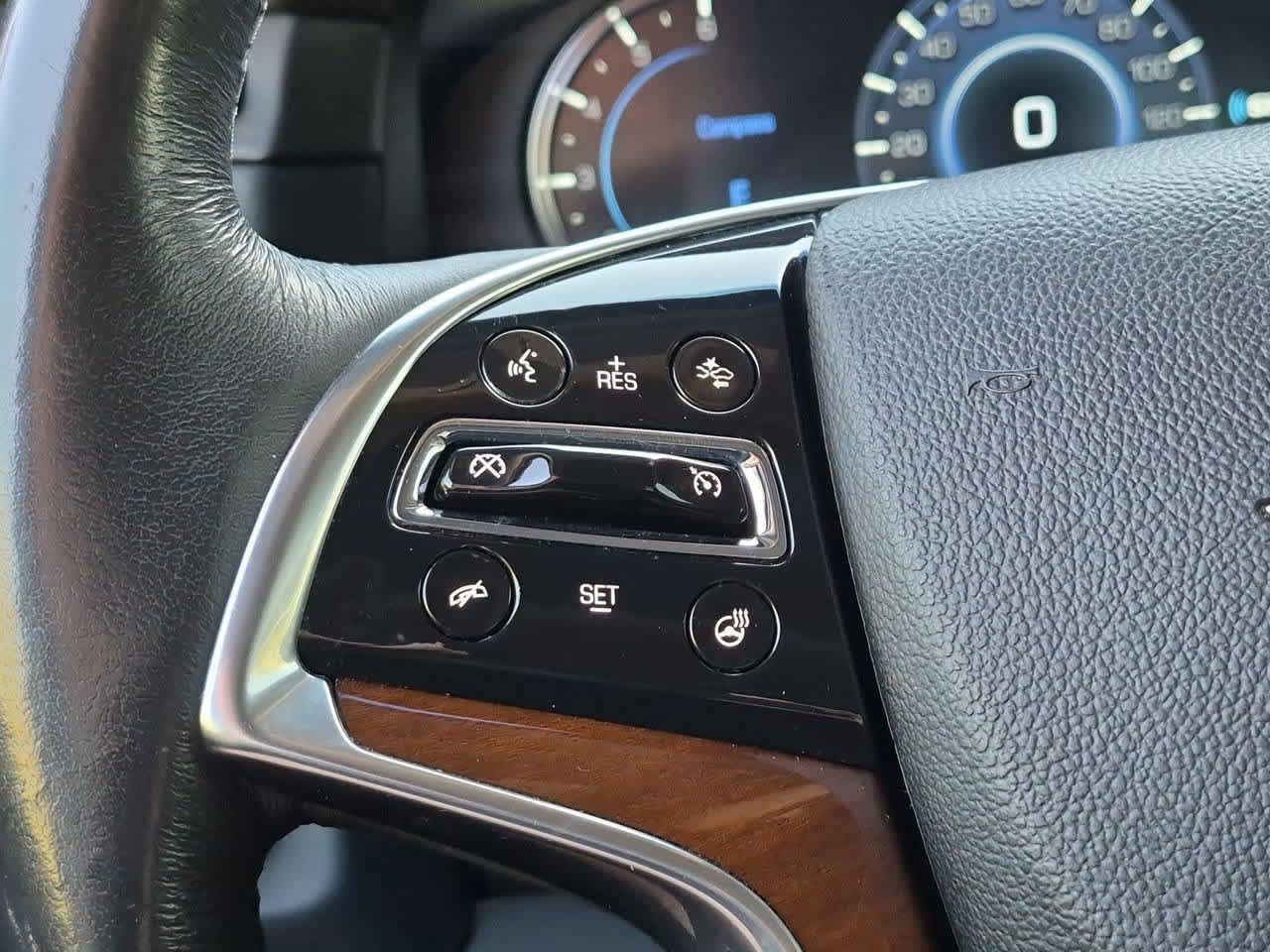 Used 2020 Cadillac Escalade Luxury AWD/4WD image 26