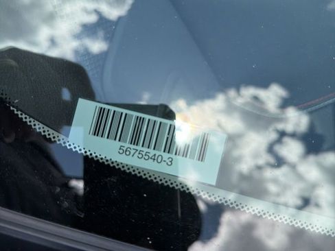 Used 2025 Nissan Altima 2.5 SR w/ SR Premium Package image 9