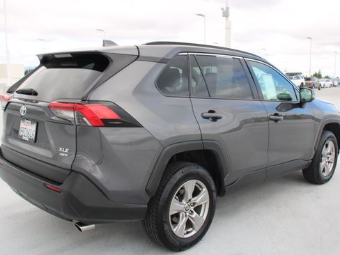Certified 2022 Toyota RAV4 XLE image 3