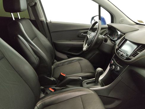 Used 2017 Chevrolet Trax LT w/ Driver Confidence Package FWD image 21