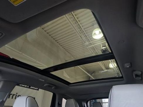 Used 2023 Acura MDX SH-AWD w/ Advance Package image 25