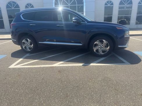 Used 2023 Hyundai Santa Fe SEL w/ Premium Package image 2