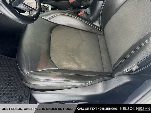 Used 2018 Jeep Compass Latitude w/ Popular Equipment Group image 18