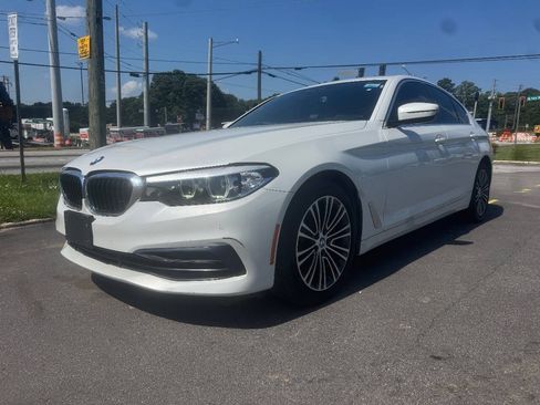 Used 2019 BMW 530i w/ Convenience Package RWD image 2