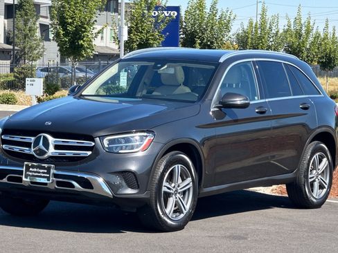 Used 2020 Mercedes-Benz GLC 300 image 7