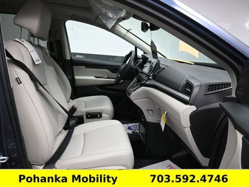 Used 2026 Honda Odyssey EX-L image 25